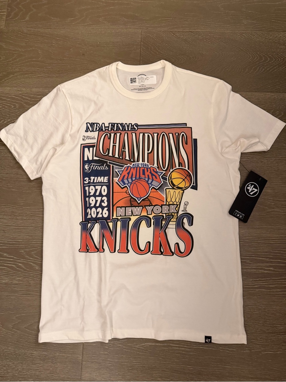 ‘47 Brand New York Knicks Champions Graphic Tee - NWT